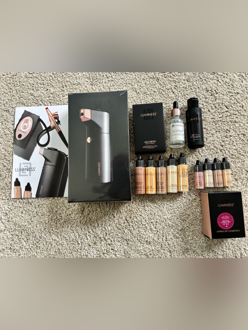 Luminess Airbrush Makeup Kit in Black and Rose Gold Accents